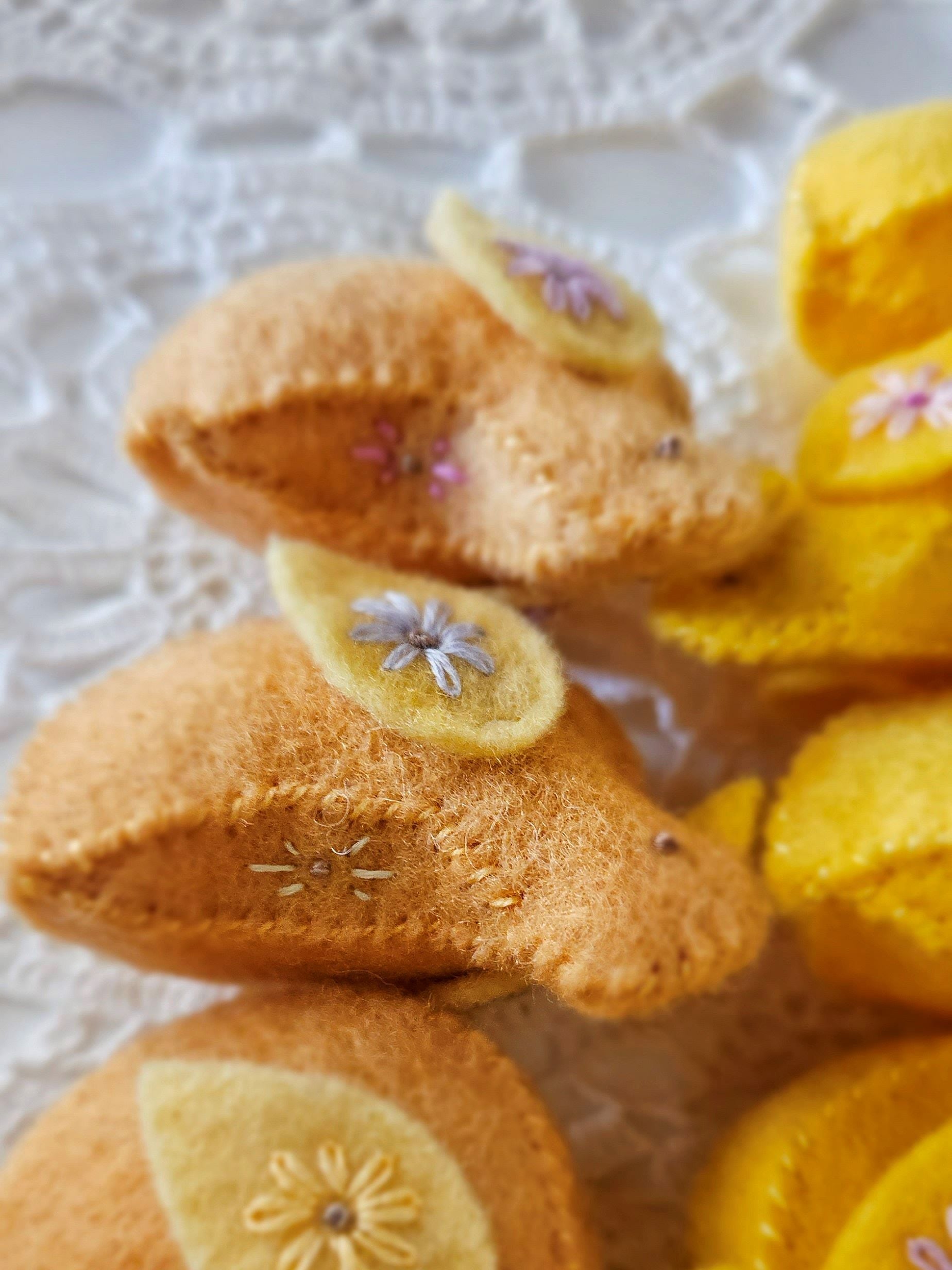Felt Chickens