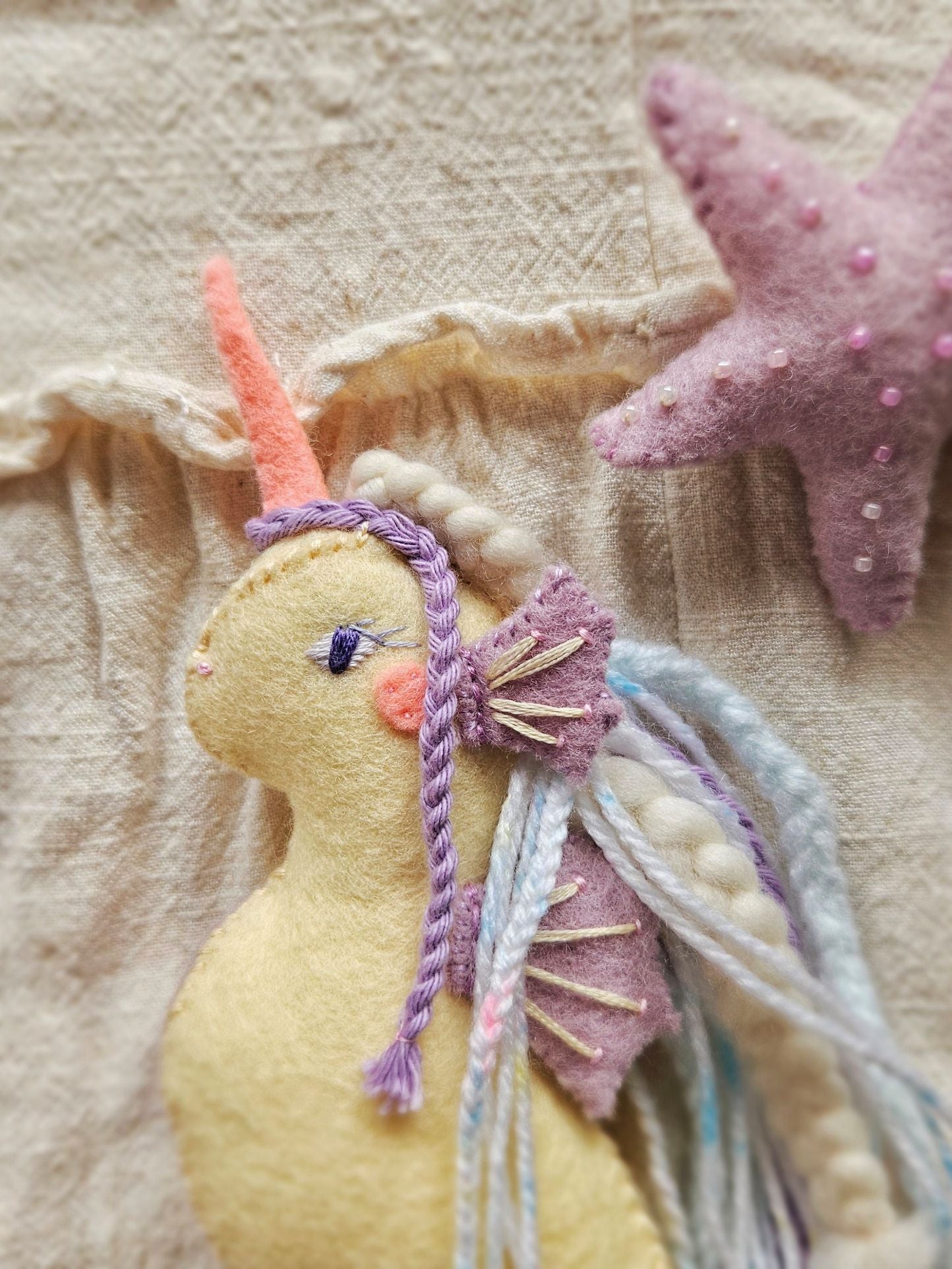 Felt Seahorse